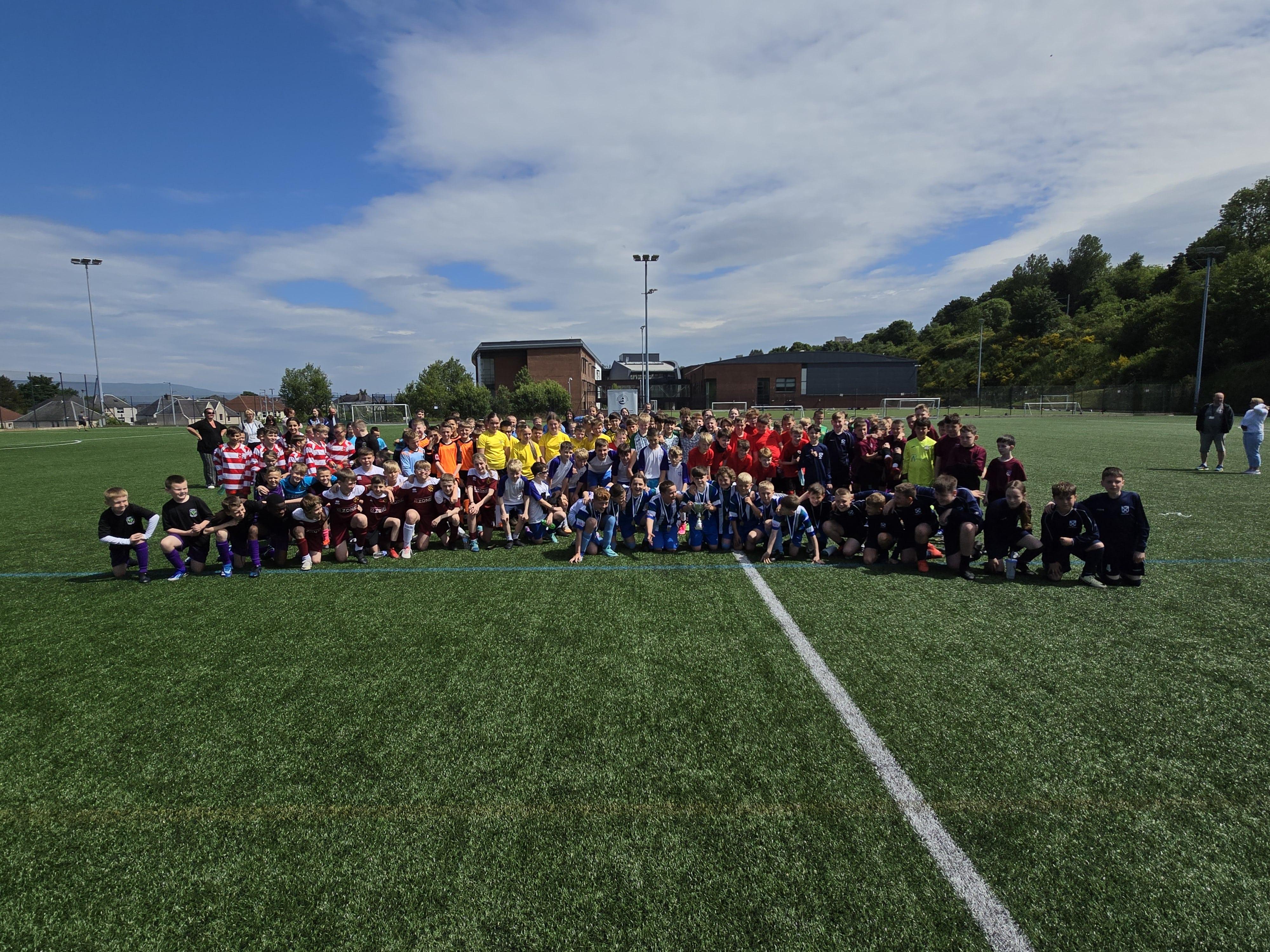 Primary schools who participated in the Cloch Cup